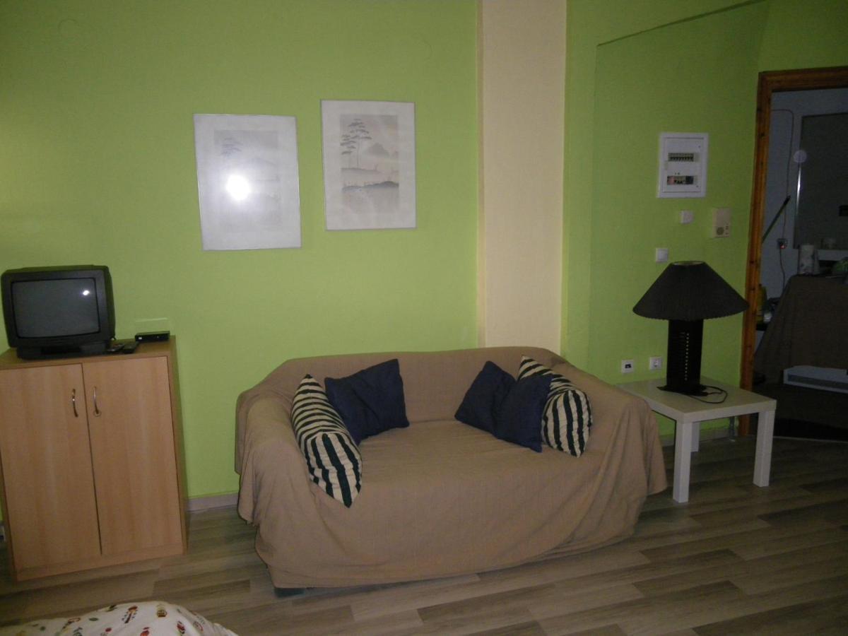Homy Cozy Studio Towards The Centre Thessaloniki Buitenkant foto